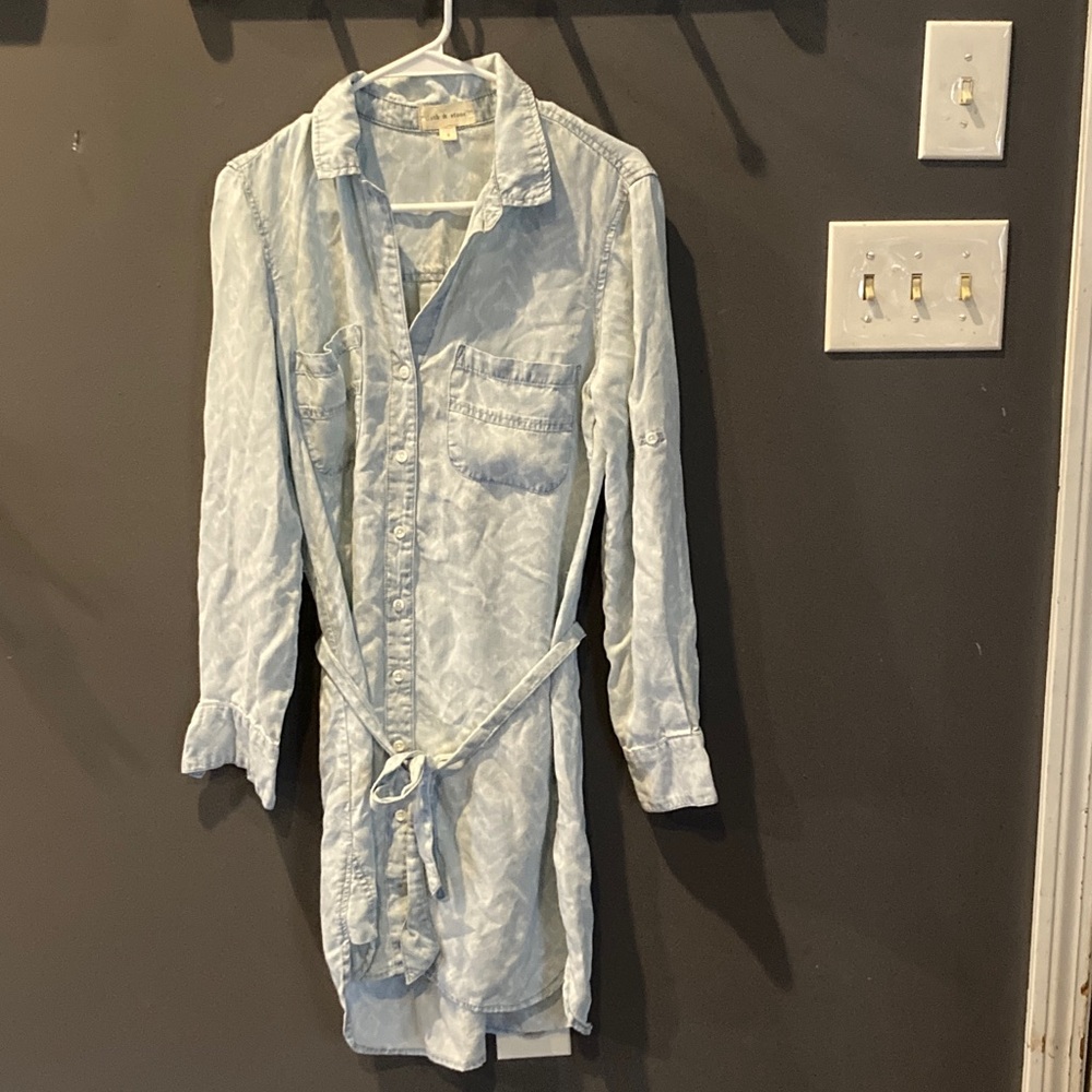 Anthropologie Aztec denim look button down dress with belt great condition